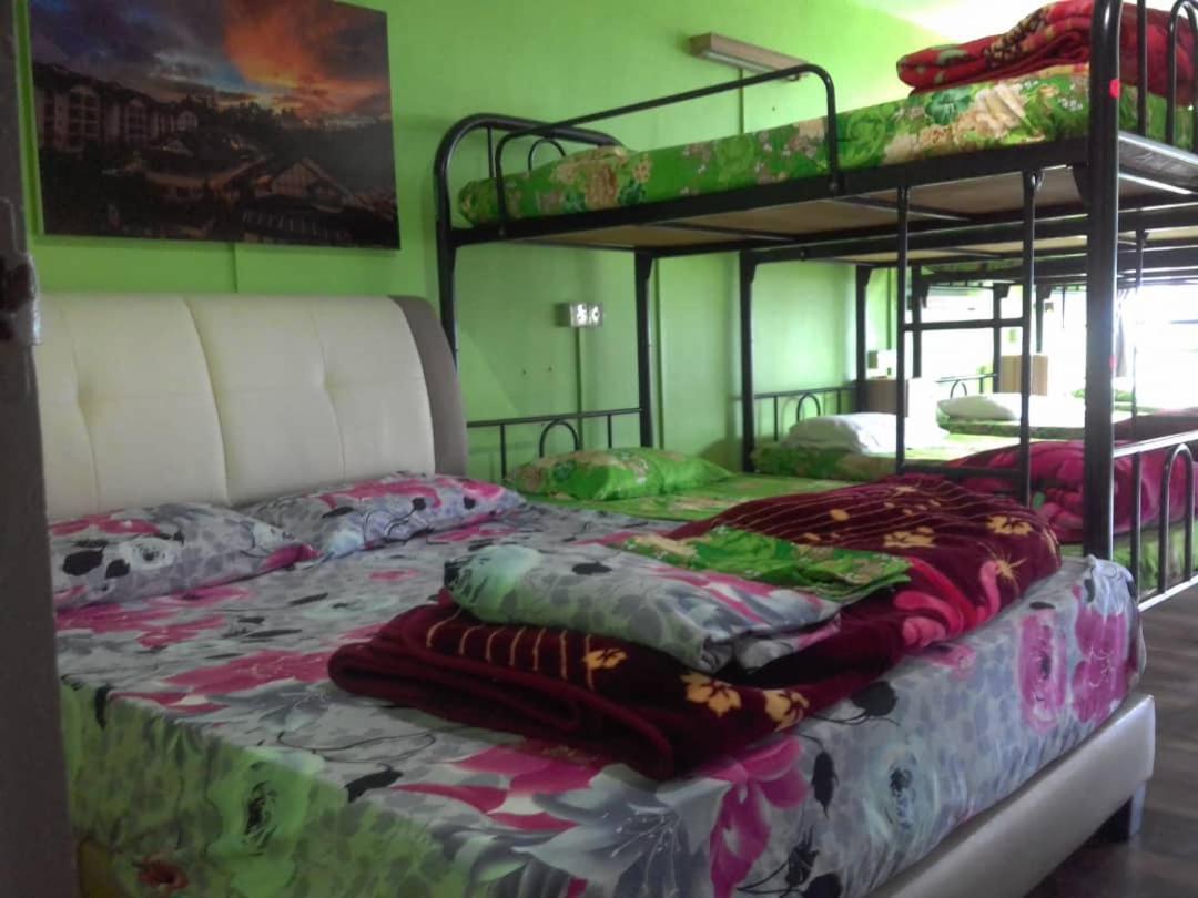 Orchid Haven Hostel Cameron Highlands Exterior photo